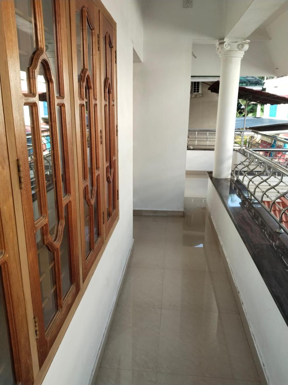 Willa Full Ac 4Bhk Townhouse, 10 Mins From Kochi Airport Angamaly Zewnętrze zdjęcie